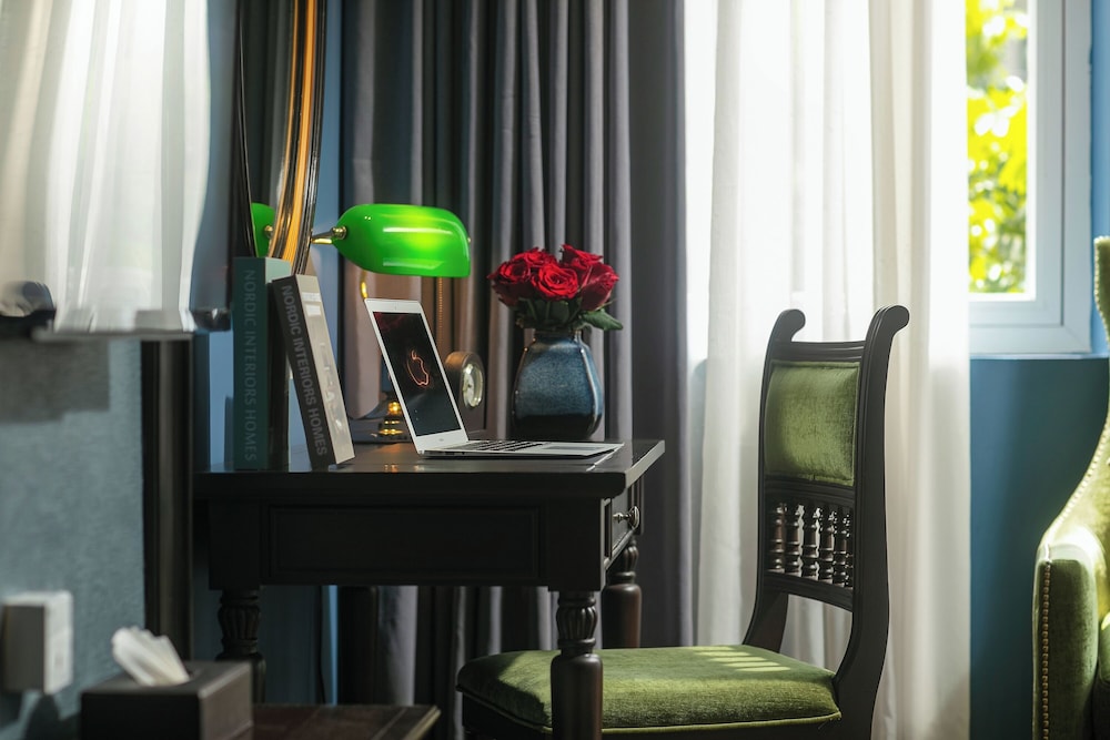 Premier Suites City View photo 3