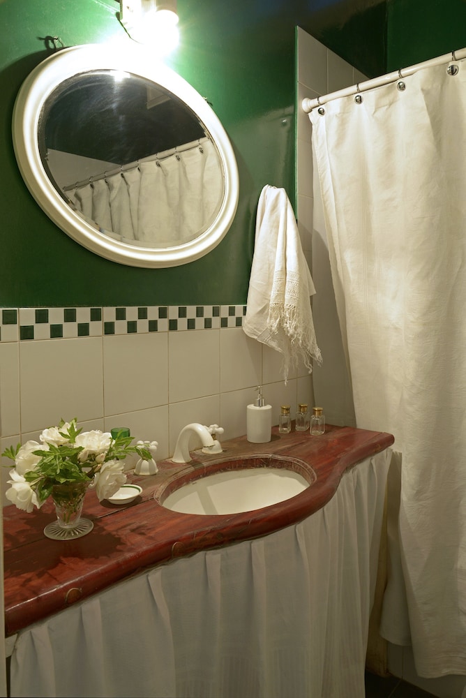 Basic Double or Twin Room photo 2