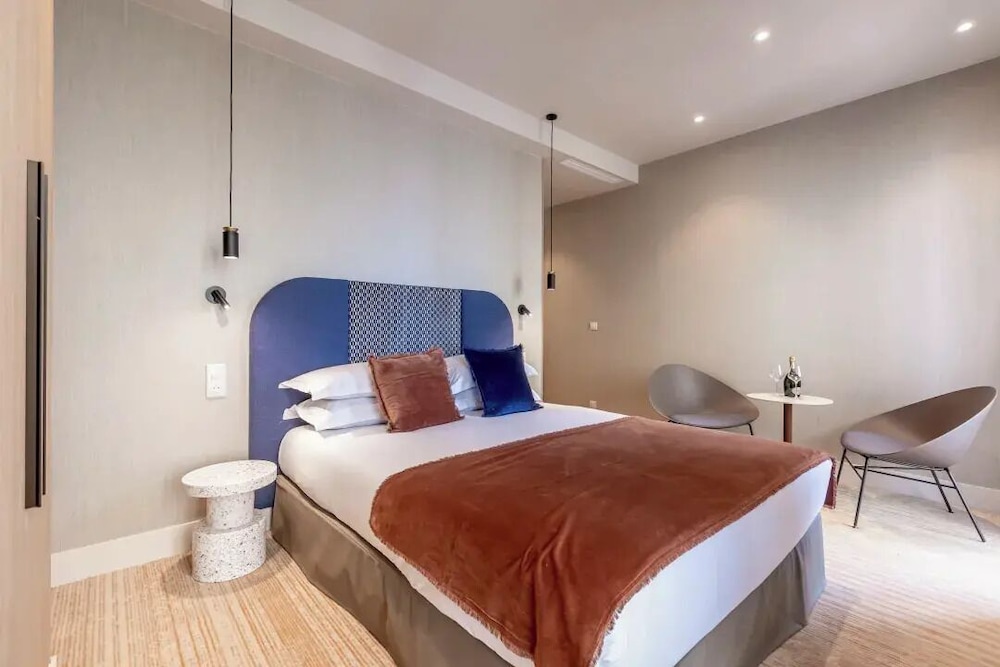 Junior Suite with Balcony photo 1