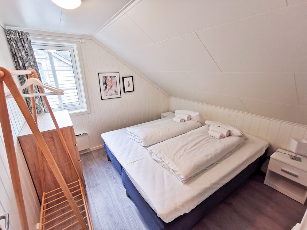 Standard House photo 2