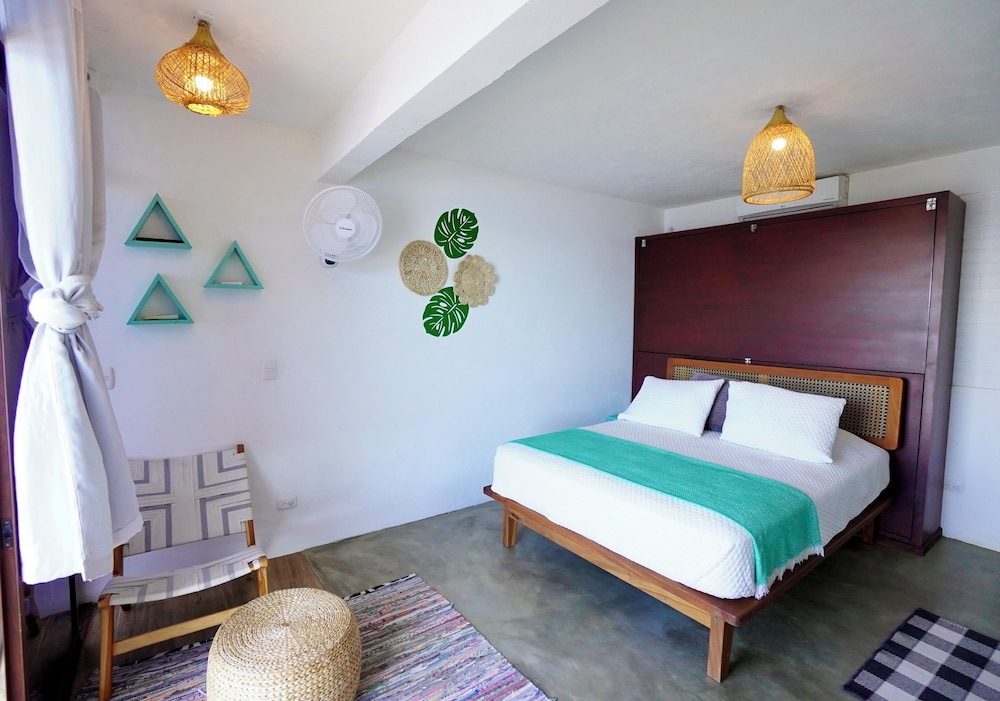 Deluxe Triple Room photo 3