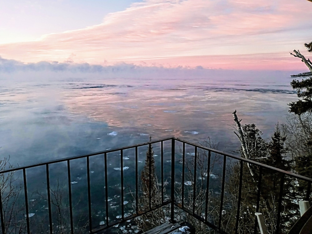 The Cliff Dweller on Lake Superior, Billede 8