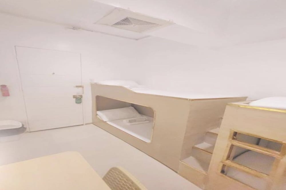 Economy Quadruple Room