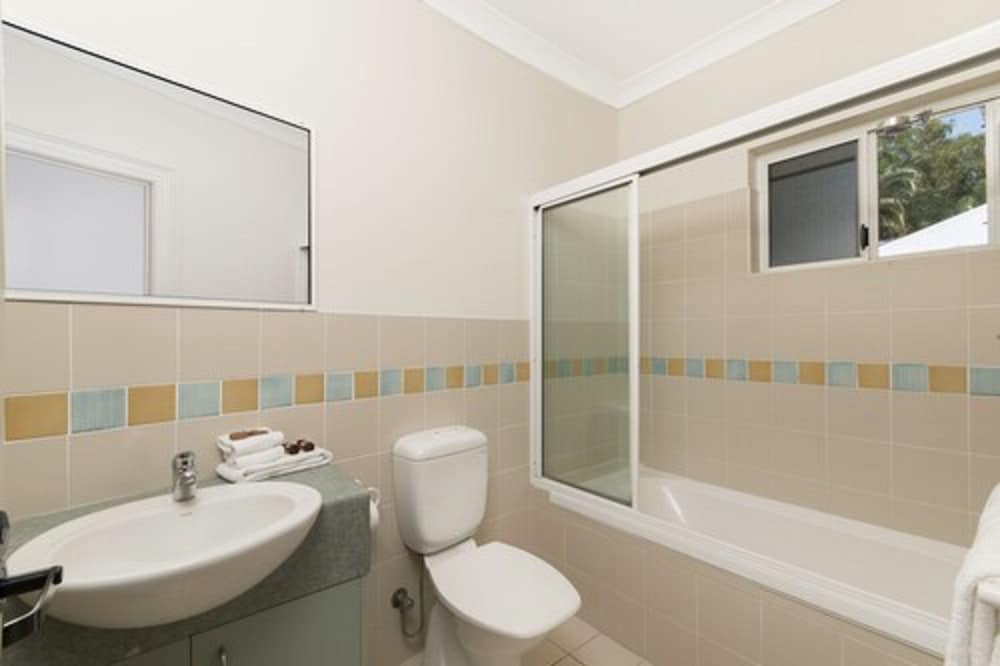 3 Bedroom Townhouse photo 3