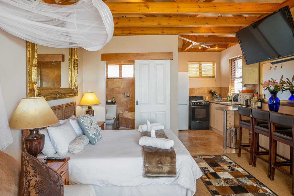 Large Balcony Studio Apartment