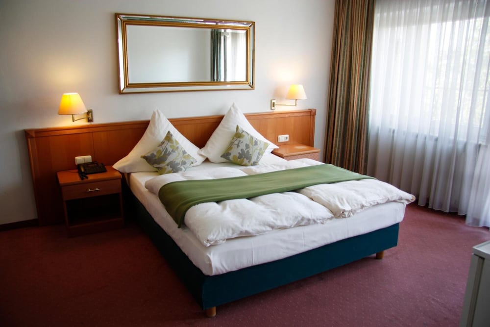 Standard Double Room - Photo 2