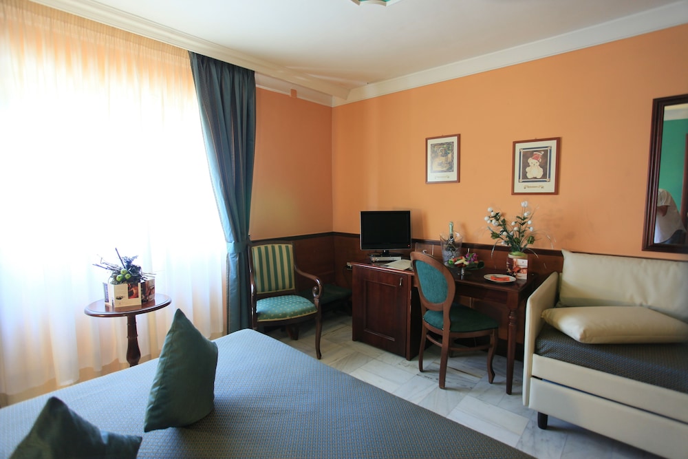 Triple Room - Photo 4