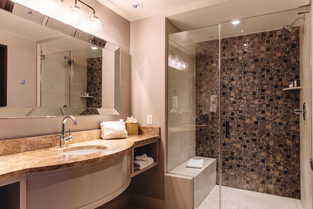 Premium Room 2 Queen Non-Smoking Spa Blu Tower - Photo 3