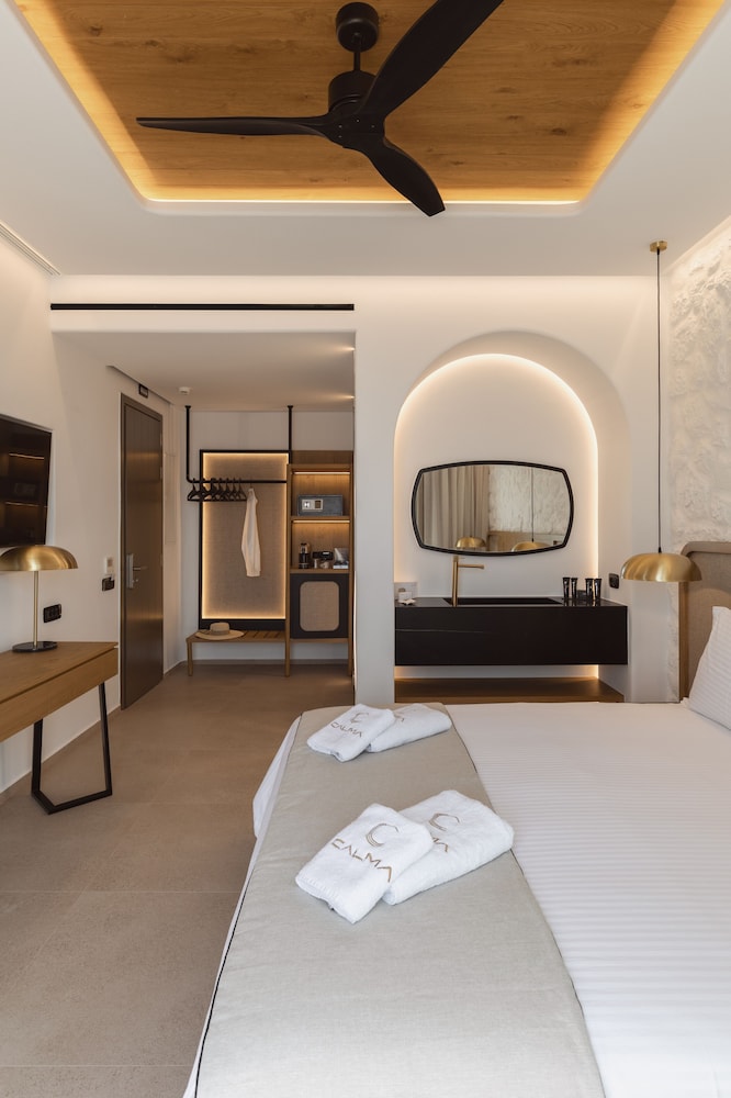 Deluxe Double Room, Sea View - Photo 15