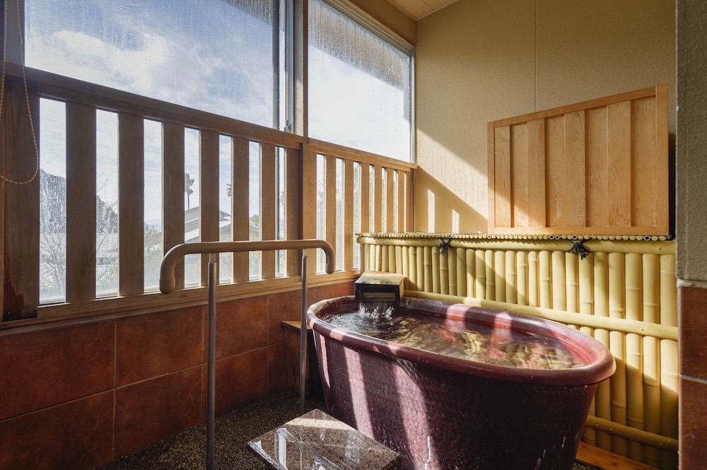Japanese Style Suite with Fine-view Bath, Smoking photo 3