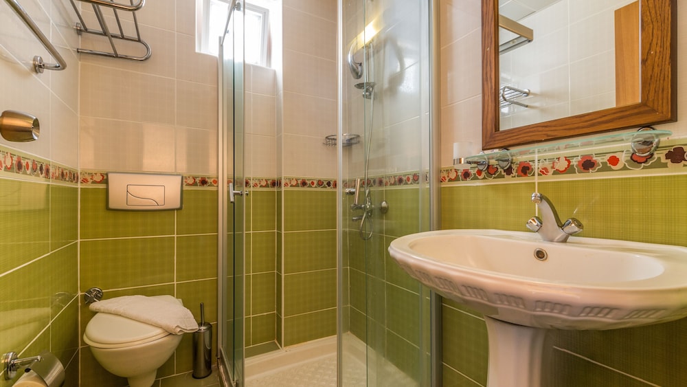 Standard Double or Twin Room, 1 Bedroom photo 2