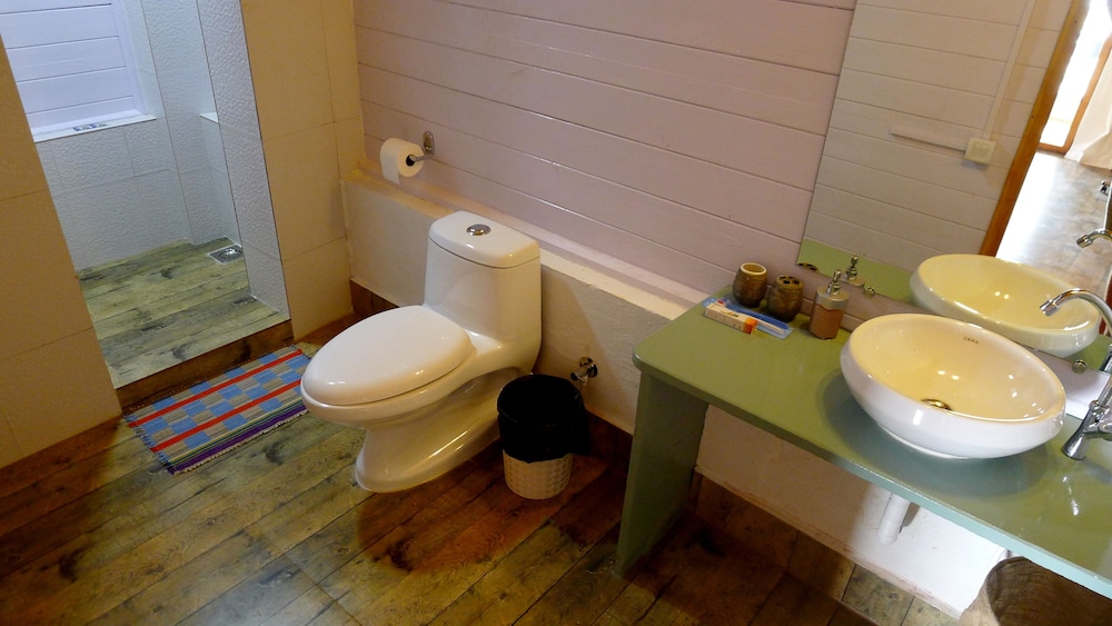 Deluxe Villa, 1 King Bed, Sea View, Sea Facing photo 2