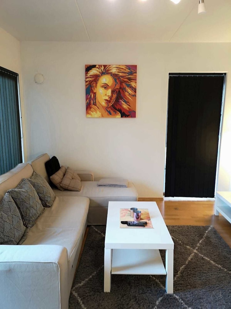 Apartment photo 3