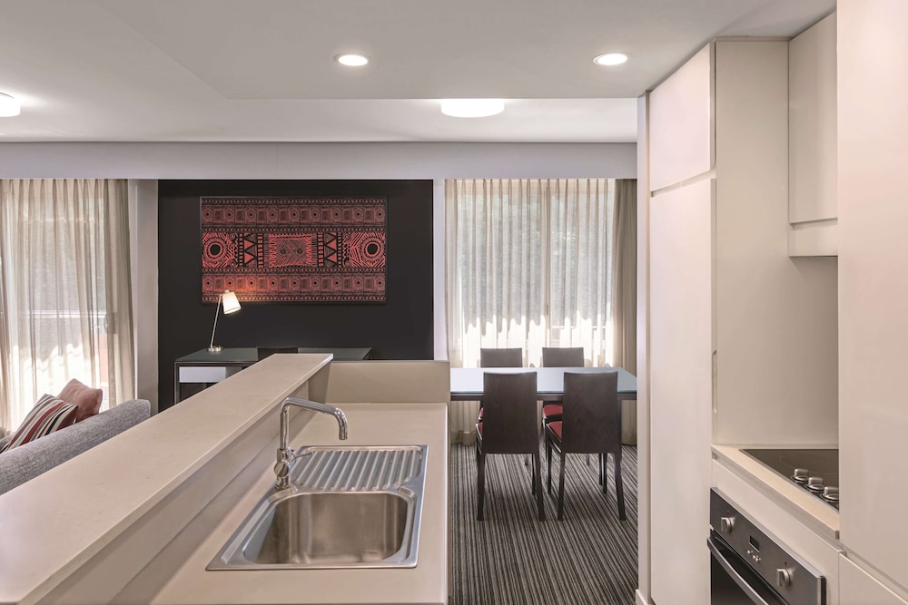 Premier Apartment, 2 Bedrooms (Weekly Housekeeping) - Photo 4