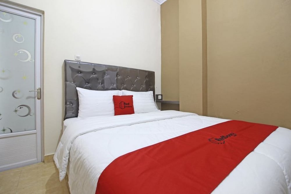 Economy Double Room photo 3