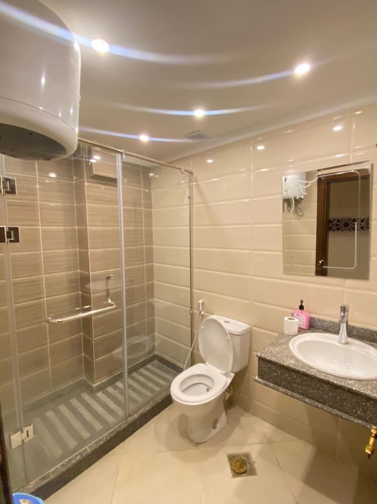 Deluxe Double or Twin Room - Photo 6