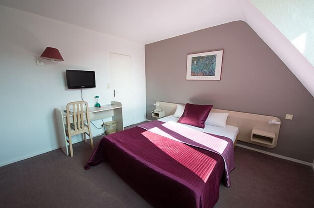 Standard Double Room photo 2