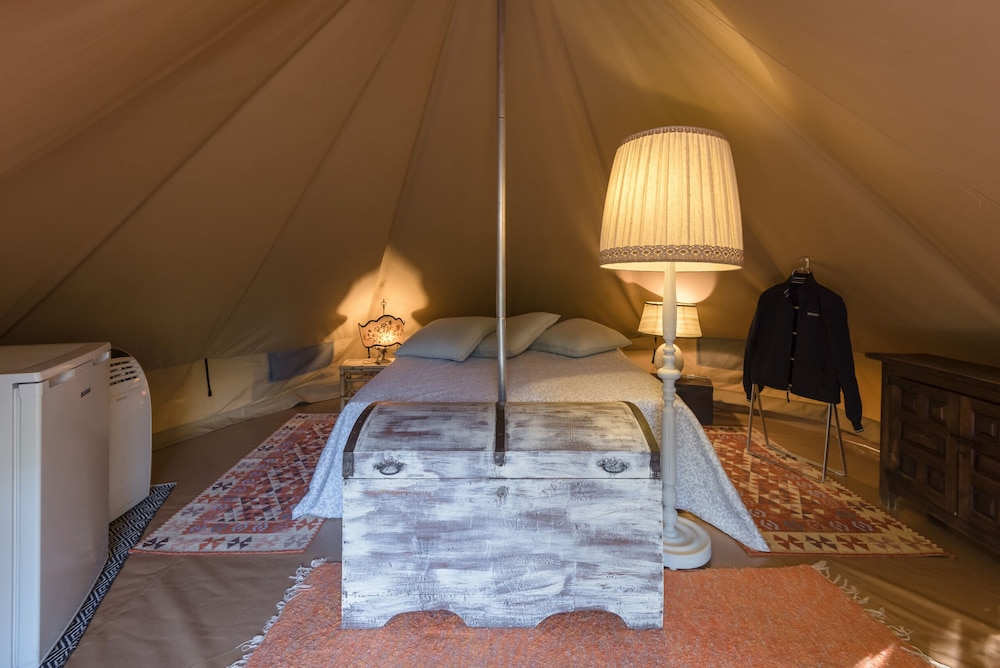 Deluxe Tent