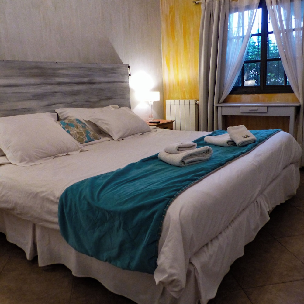 Superior Quadruple Room photo 2