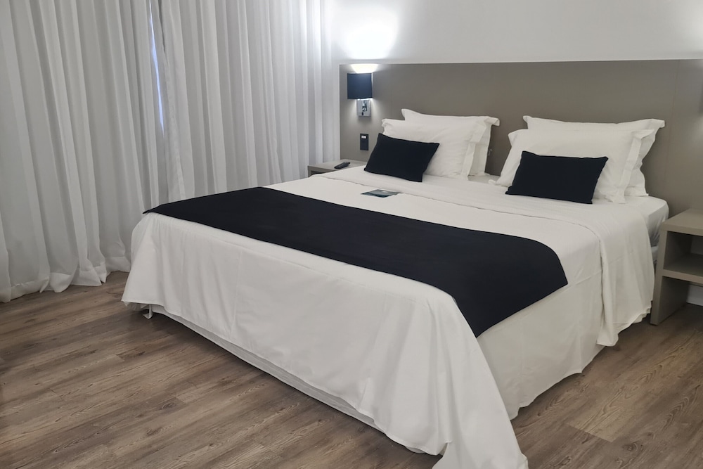 Superior Twin Room - Photo 6