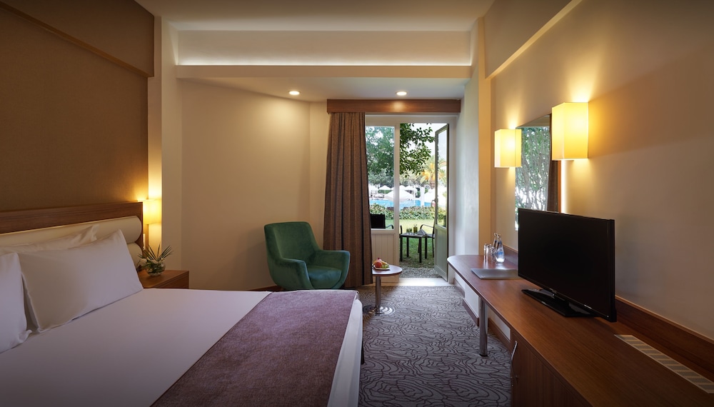Standard Triple Room - Photo 4