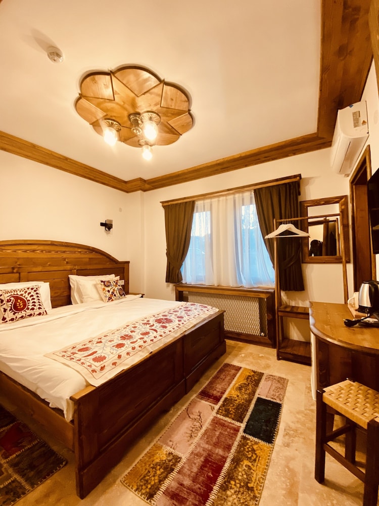 Standard Room photo 3