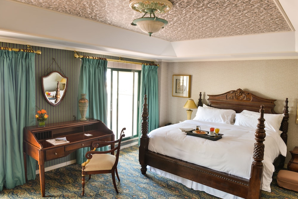 Presidential Suite photo 1