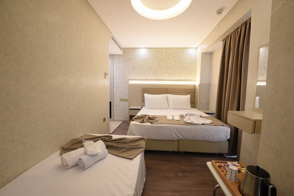 Family Triple Room photo 3