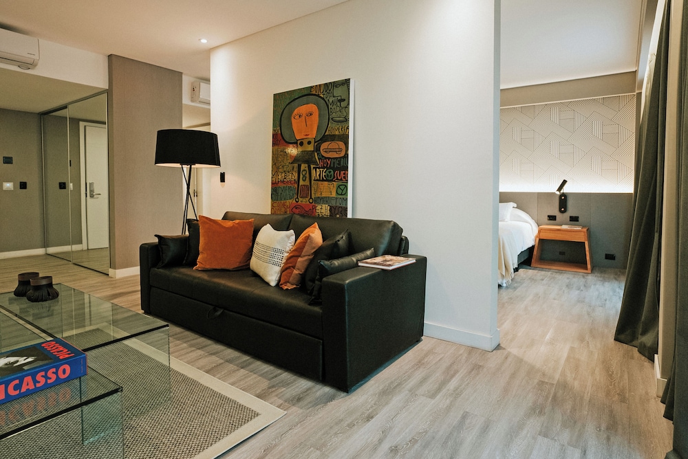 Deluxe Suite photo 3