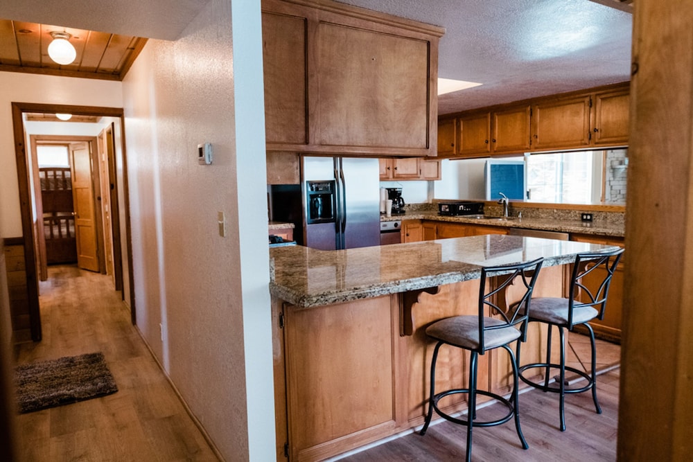 Cabin, 3 Bedrooms photo 2