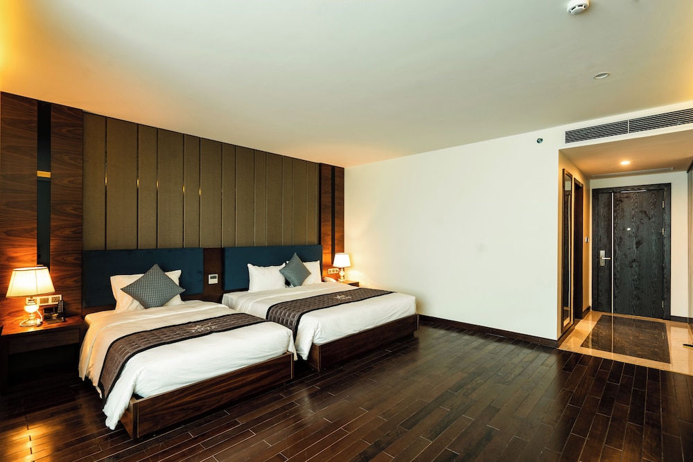 Executive Twin Room, City View - Photo 1