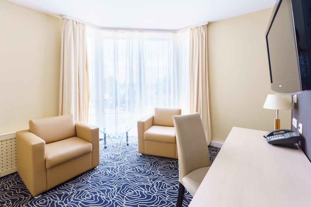 Junior Suite, 2 Twin Beds photo 2