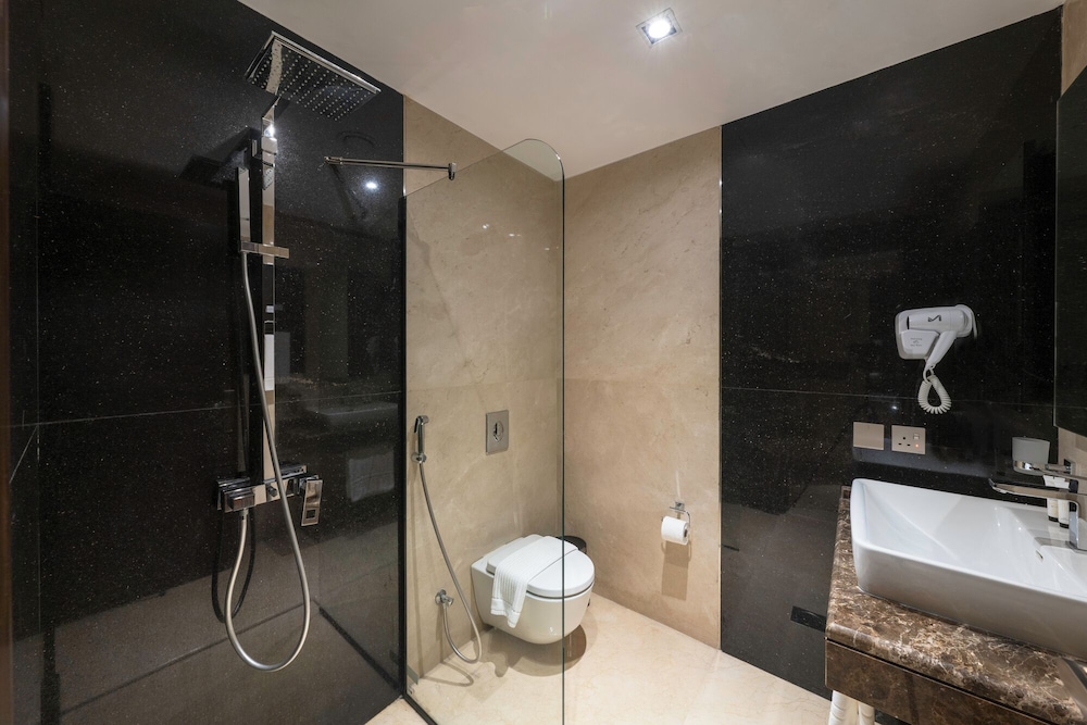 Executive Room - Photo 2