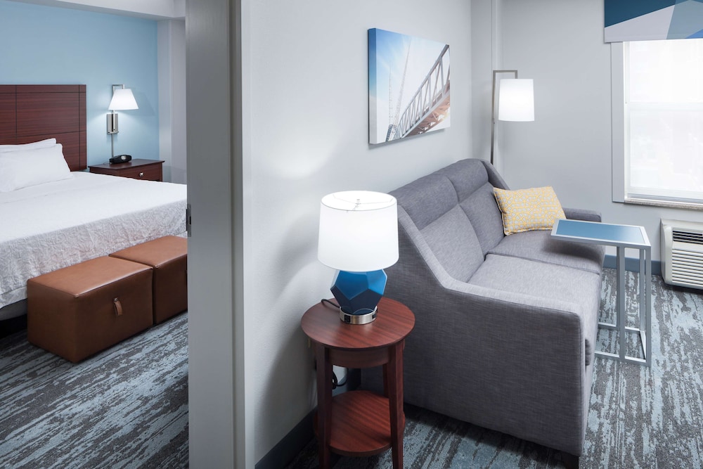 Room, 1 King Whirlpool Suite, Accessible tub, non-smoking photo 1