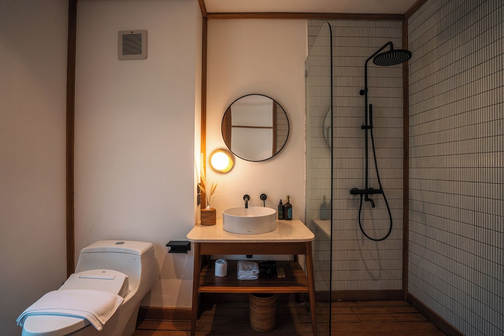 Retreat Village Studio - Photo 3