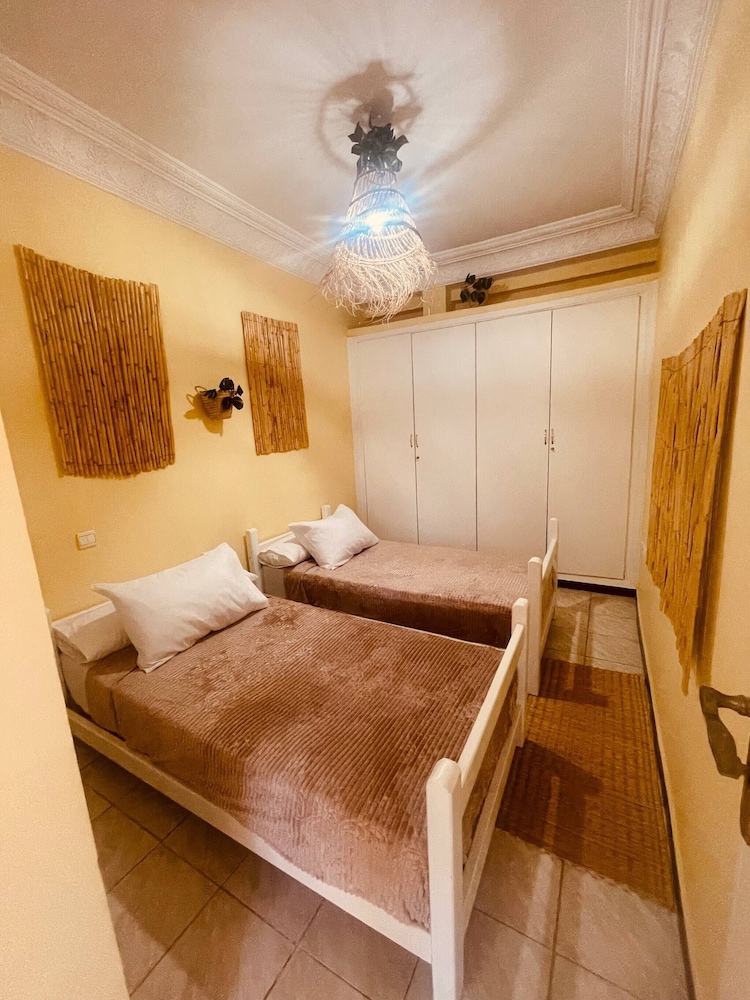 Apartment, 2 Bedrooms, Smoking, Balcony