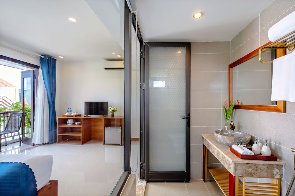 Superior Double Room - Photo 8