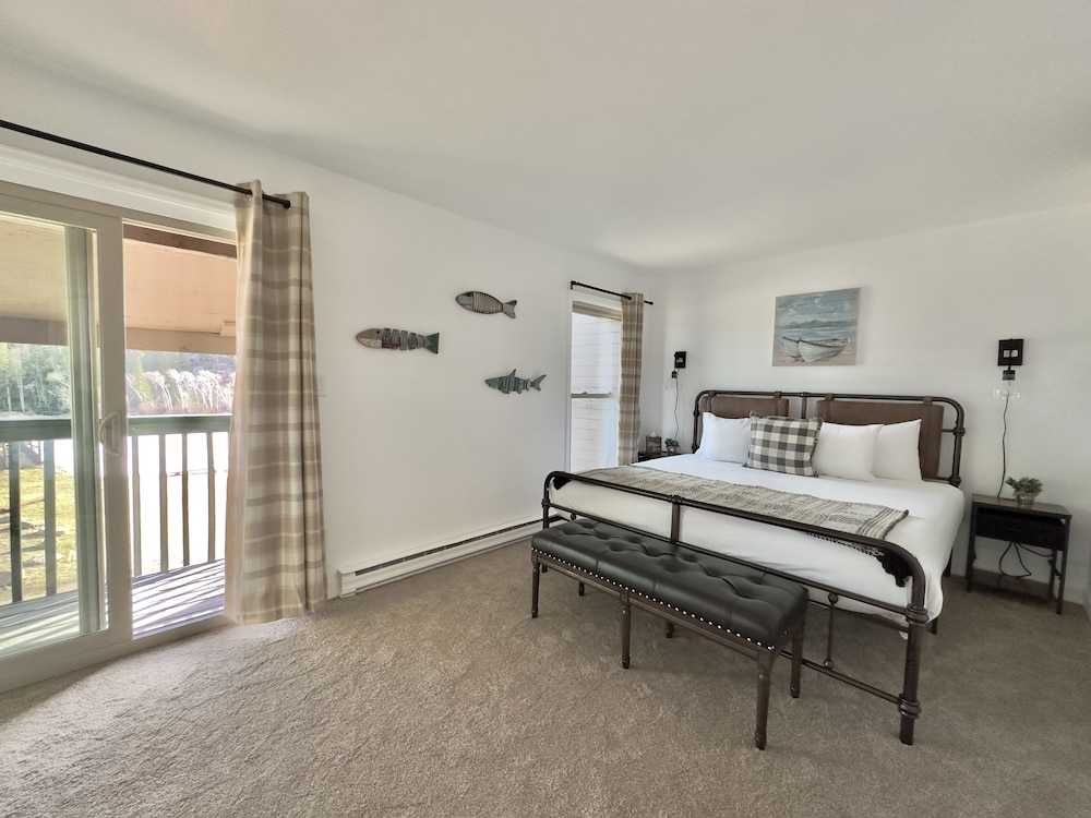 Condo, 2 Bedrooms, 2 Bathrooms photo 3