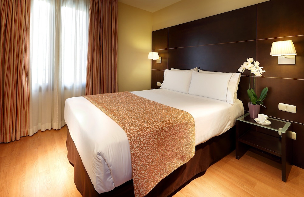 Standard Room, 1 Double Bed - Photo 1