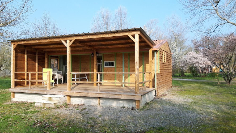 Comfort Chalet (Les Fougères) photo 2