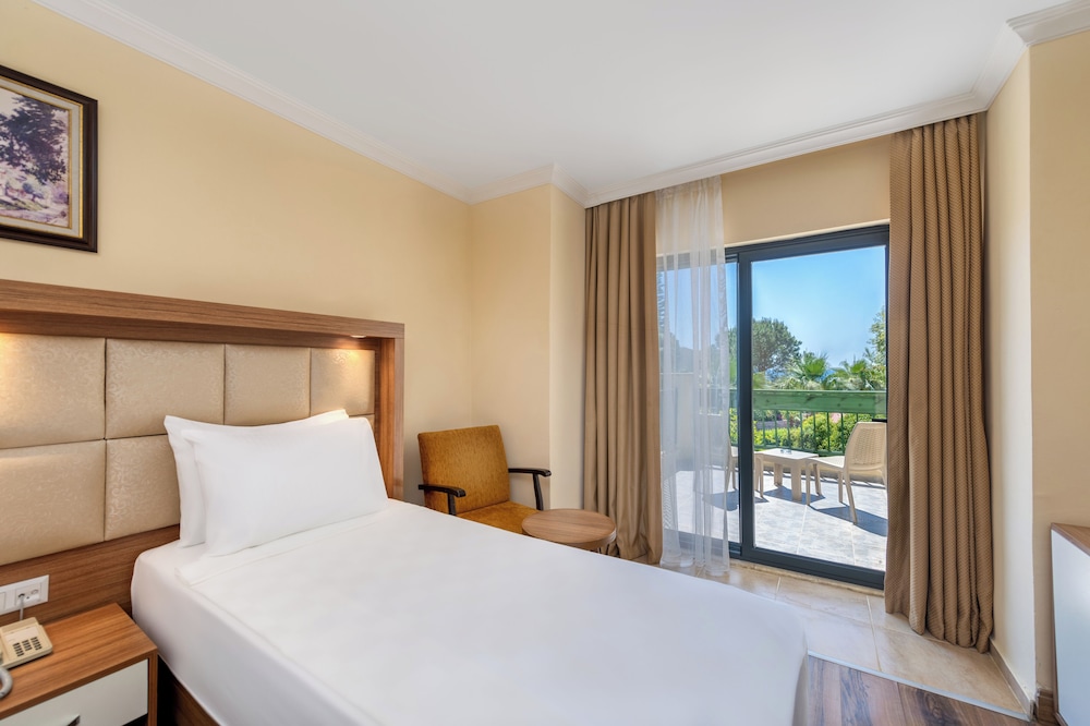Economy Room photo 1