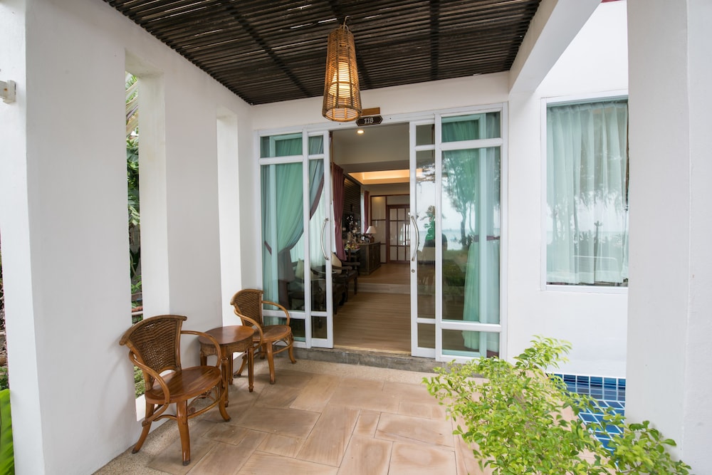 Villa, Beachside - Photo 7
