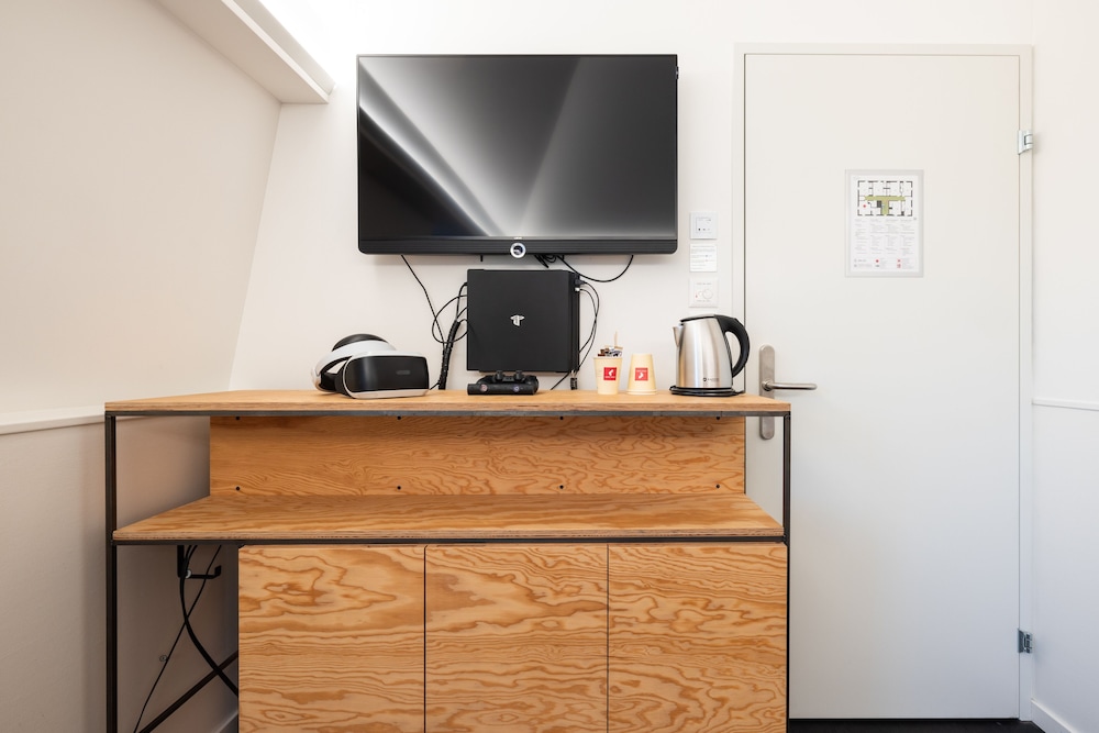 Twin Room - Photo 4