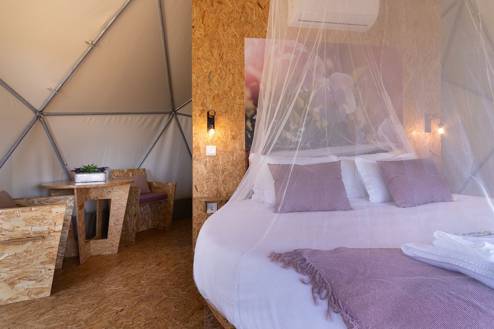 Romantic Tent - Photo 3