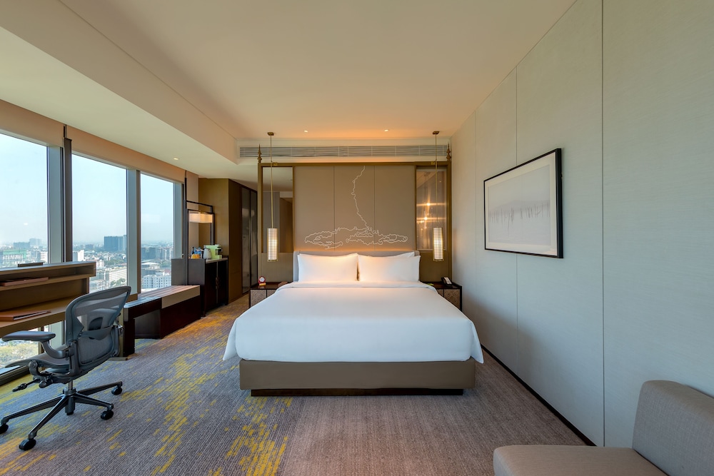 Premier Room, Corner photo 2