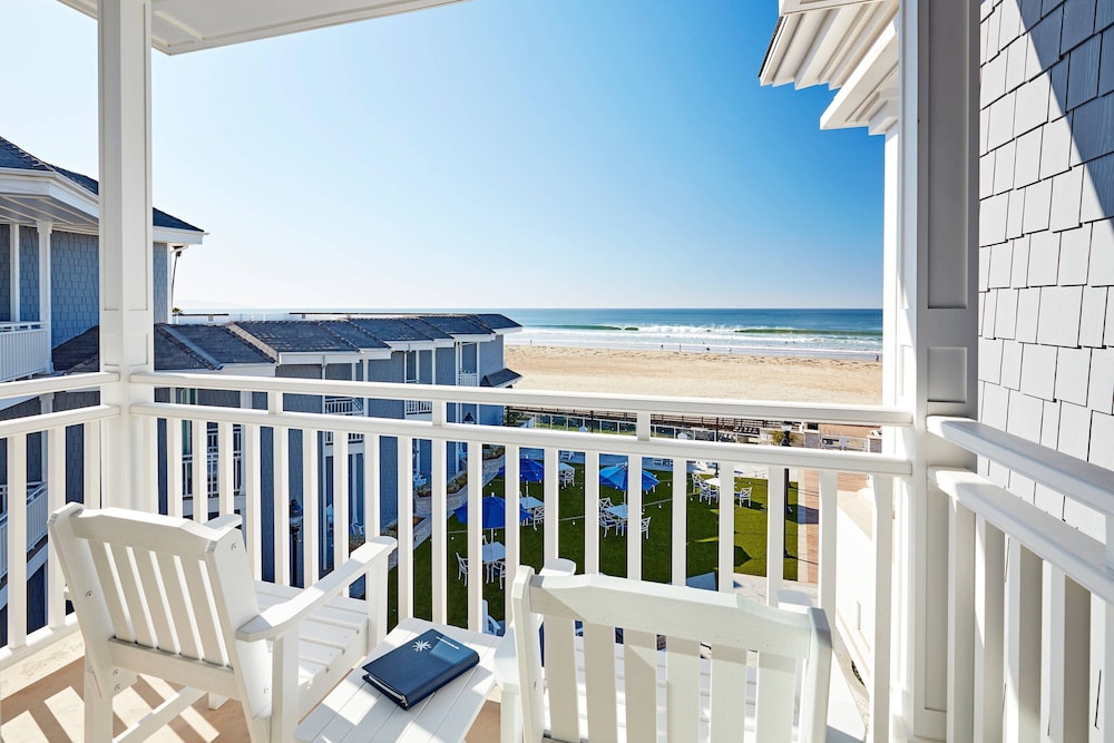 Premium Room, 2 Queen Beds, Balcony, Oceanfront - Photo 2