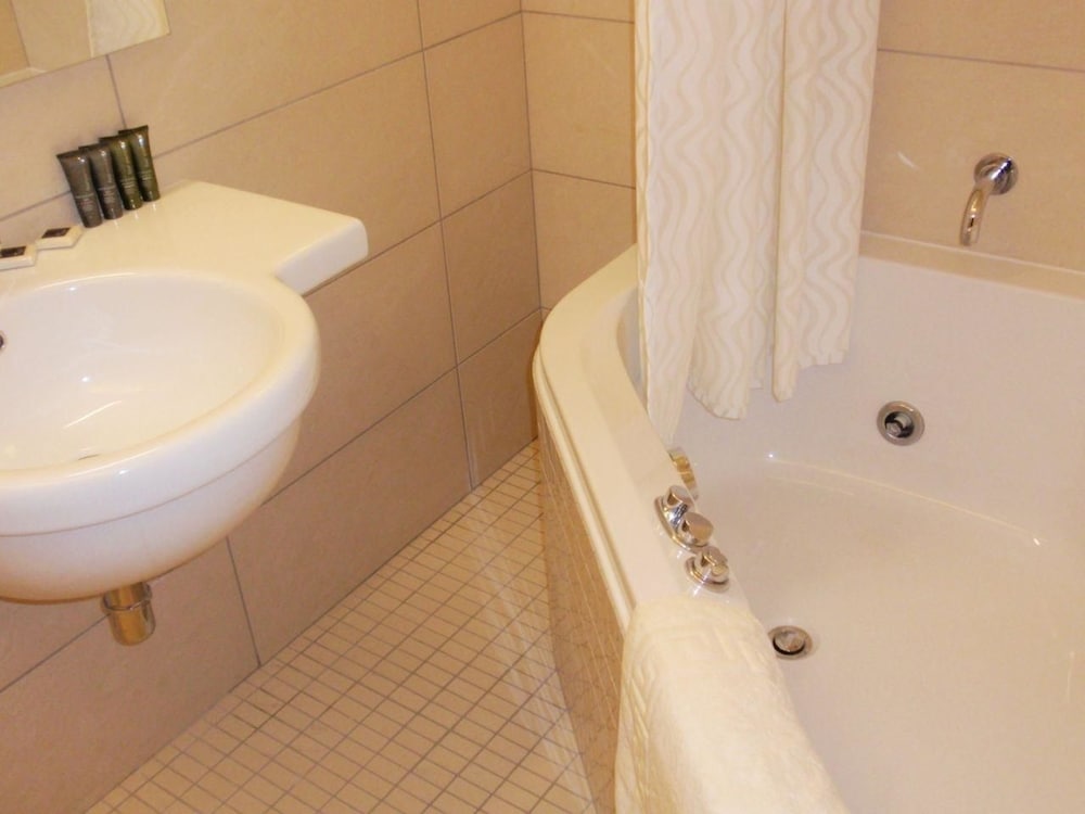 Triple Room - Photo 2
