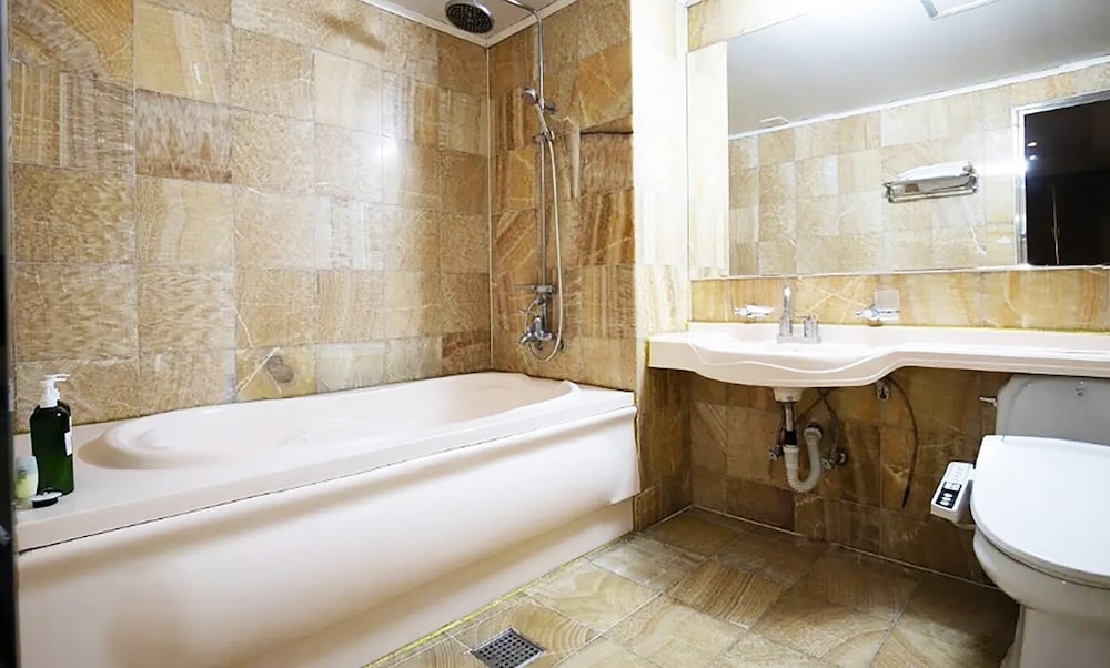 Deluxe Double Room - Photo 5