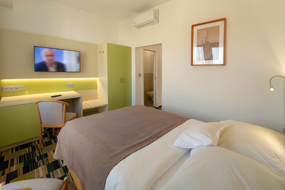 Standard Single Room, 1 Bedroom, Balcony