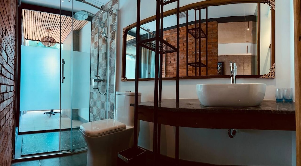Standard Twin Room - Photo 2